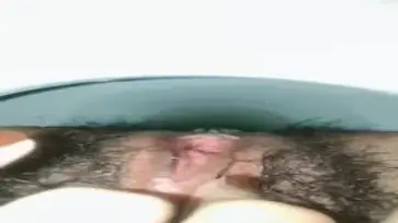 Dokumentasi Gadis Cantik Live Bersantai Kasur