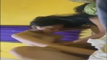 Gadis Cantik Goyang Atas Kasur WOT Belajar