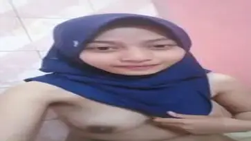 Ukhti Melly Hijab Cantik Part 1 Live Kasur Toilet